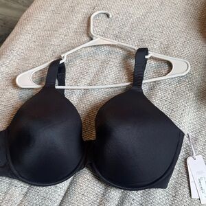 New Black Bra 38DDD